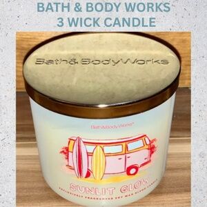 BATH AND BODY WORKS BRAND NEW 3 WICK CANDLE - SUNLIT GLOW